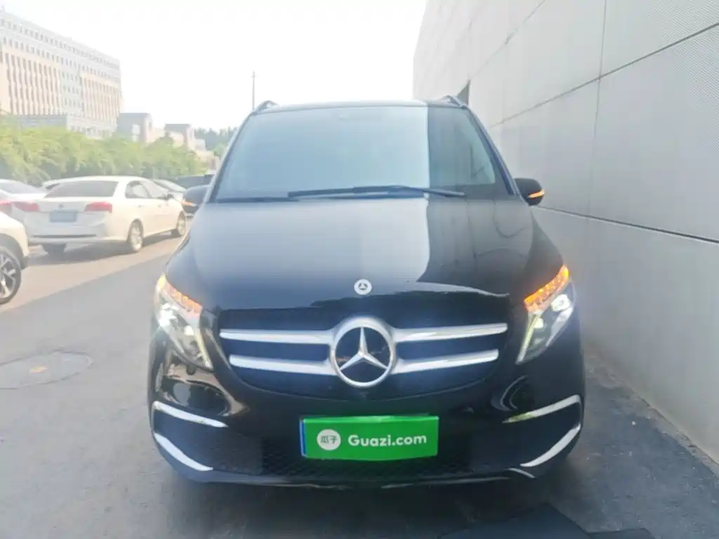 Mercedes-Benz V-Class 2022
