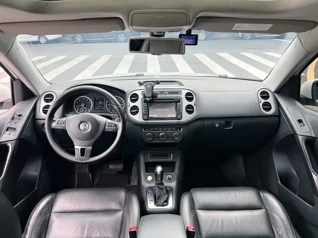 Volkswagen Tiguan 2015 — фото 6