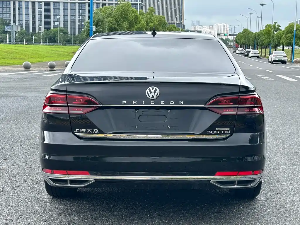 Volkswagen Phideon 2021 — фото 4