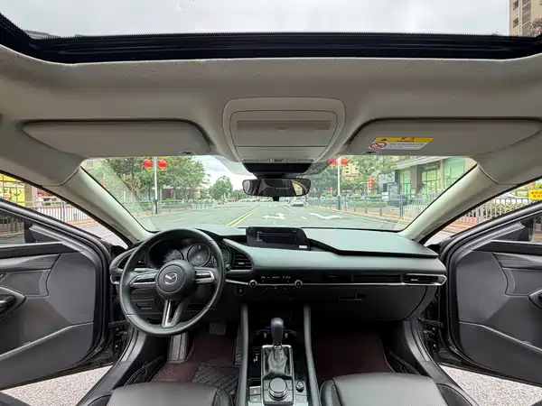Mazda 3 Axela 2020