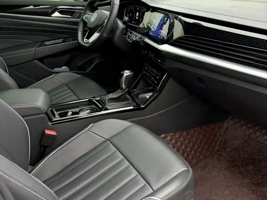 Volkswagen Passat 2023
