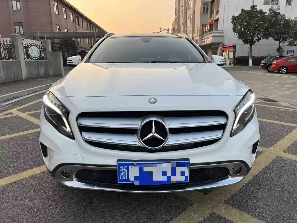 Mercedes-Benz GLA 2016 — фото 2