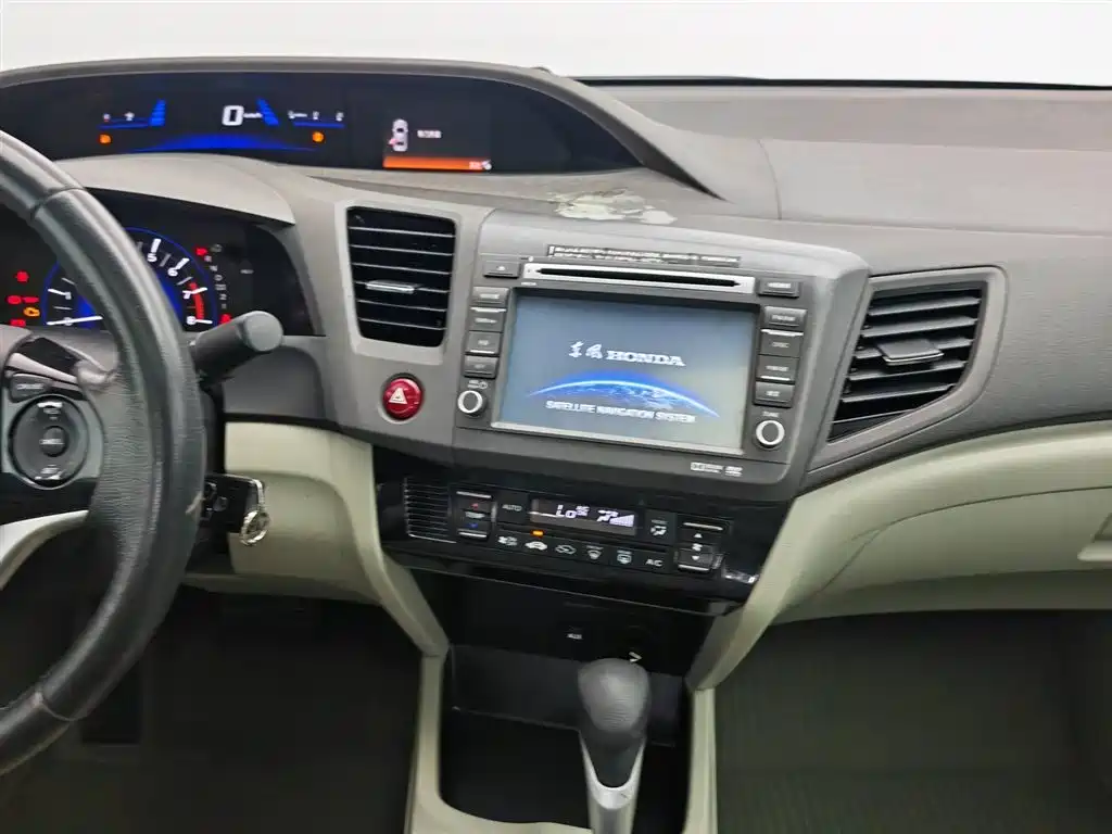 Honda Civic 2013 — фото 12