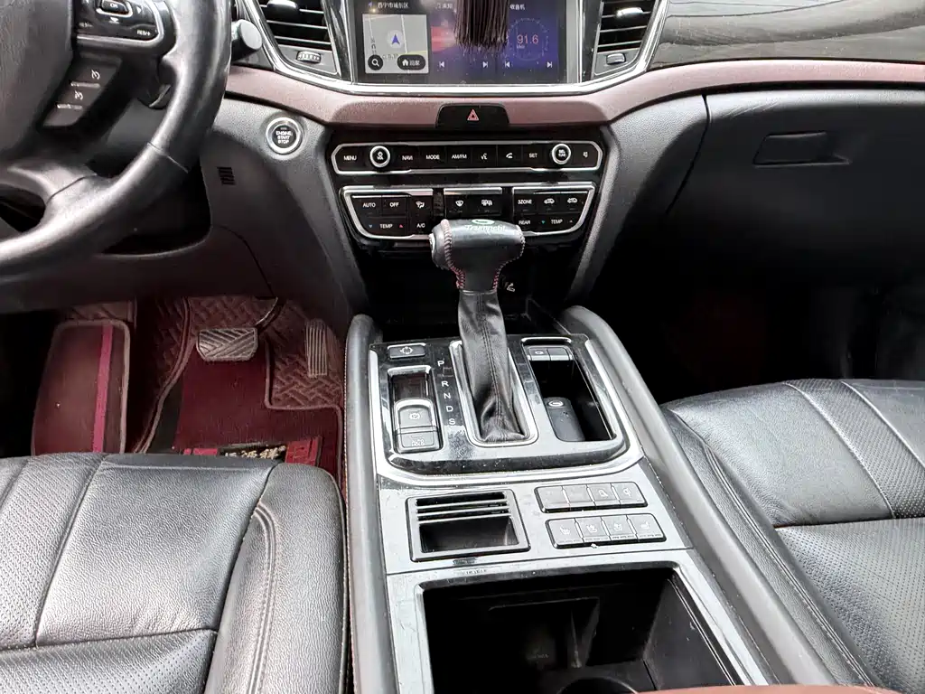 GAC Motor Trumpchi GS8 2018 — фото 15