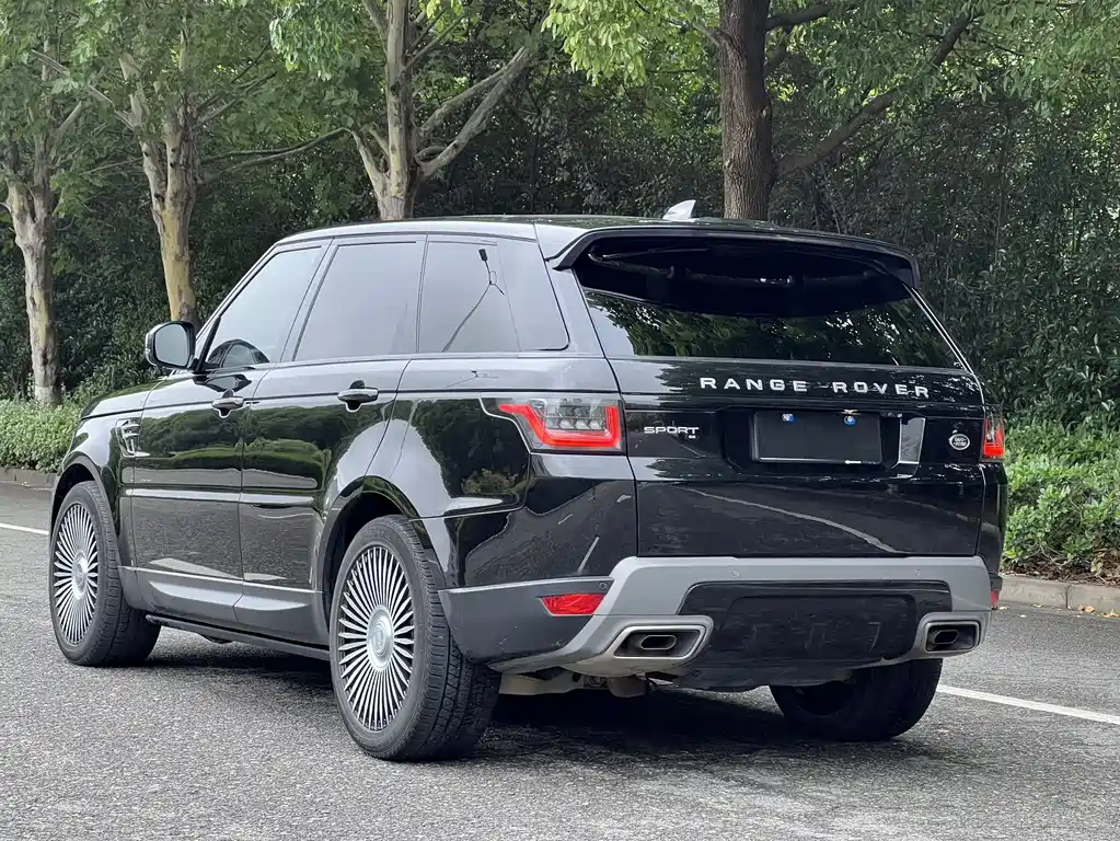 Land Rover Sport 2020