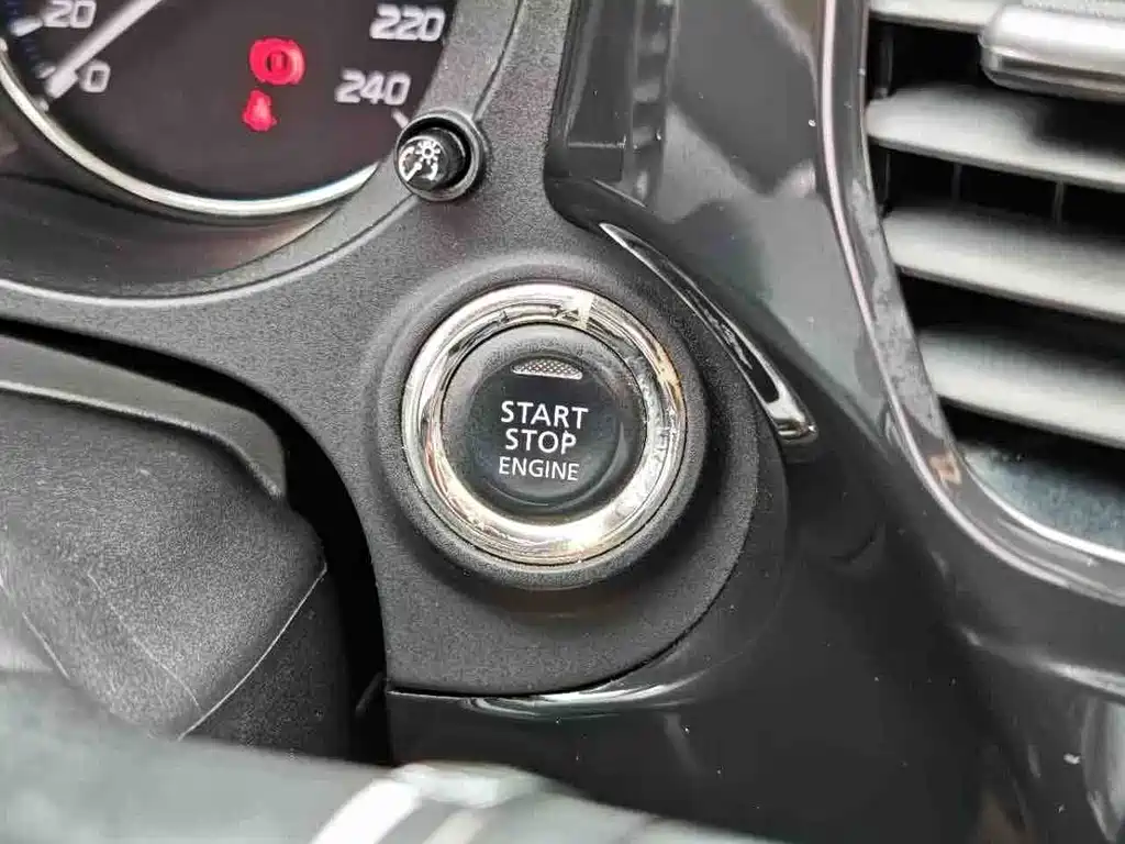 Mitsubishi Outlander 2015 — фото 24