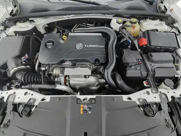 Buick Regal 2021