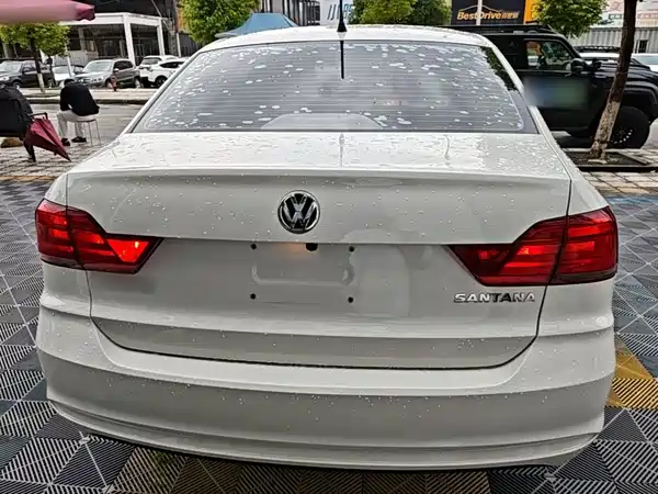 Volkswagen Santana 2021