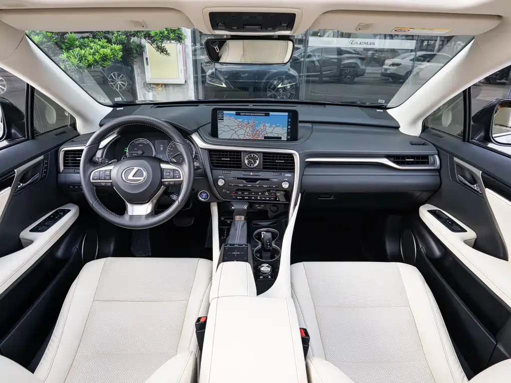 Lexus RX 2022 — фото 13