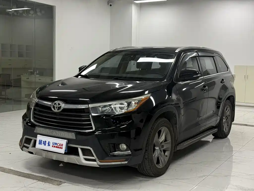 Toyota Highlander 2017 — фото 1