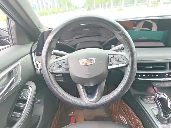 Cadillac CT5 2024