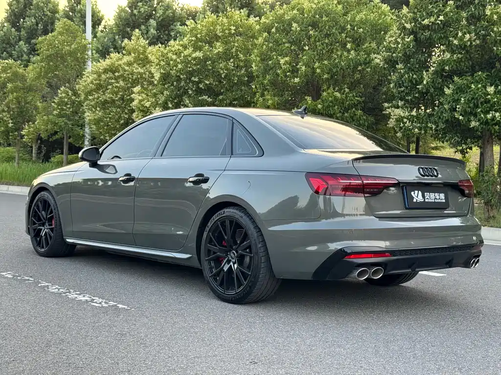 Audi S4 2023