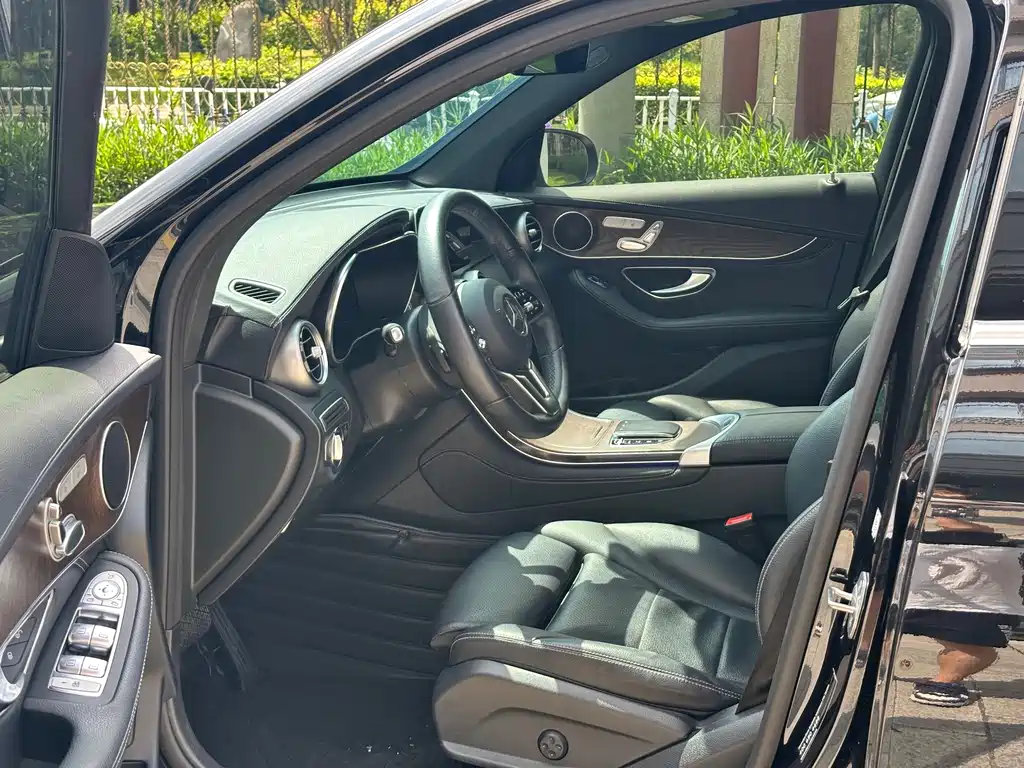 Mercedes-Benz GLC 2020