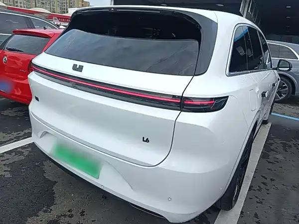 Li Auto L6 2024