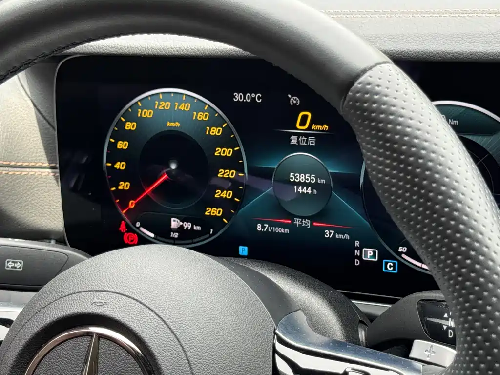 Mercedes-Benz E-Class 2023 — фото 16
