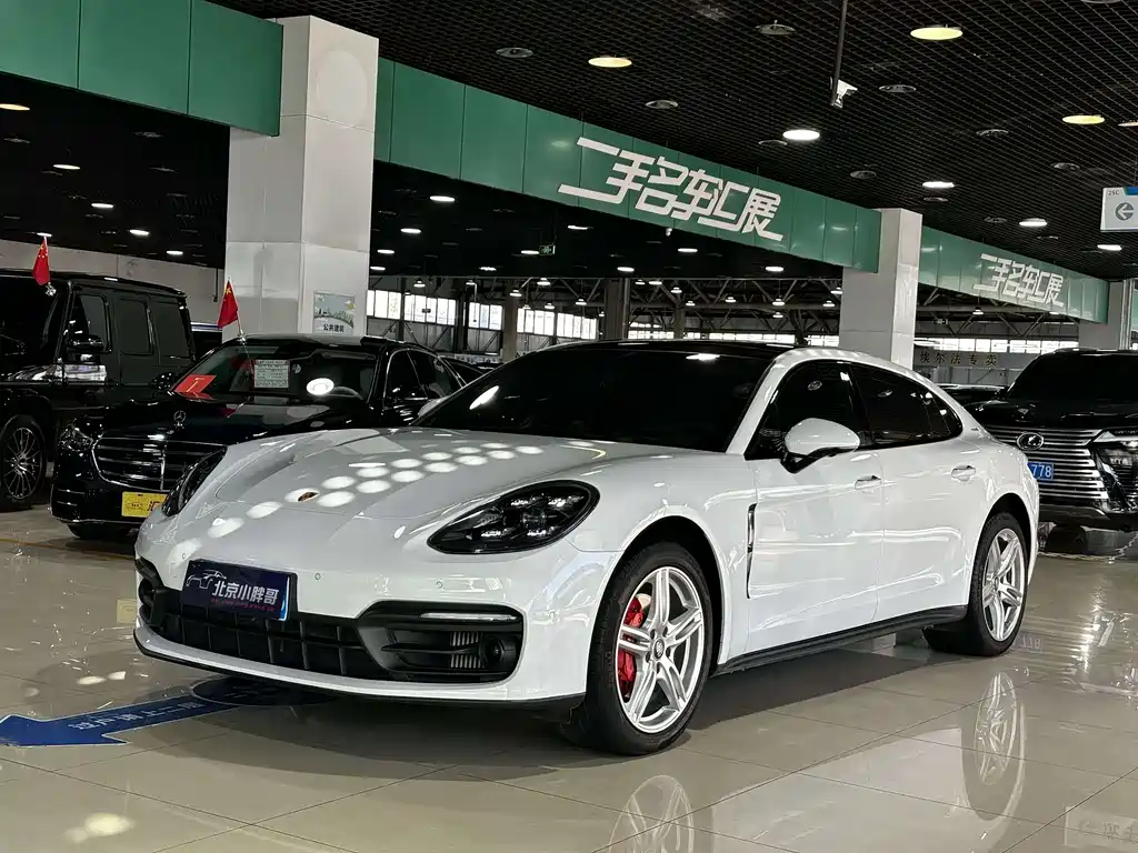 Porsche Panamera 2022 — фото 1