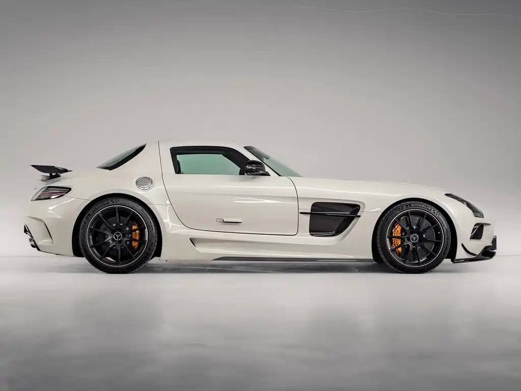 Mercedes-Benz SLS AMG 2014 — фото 4