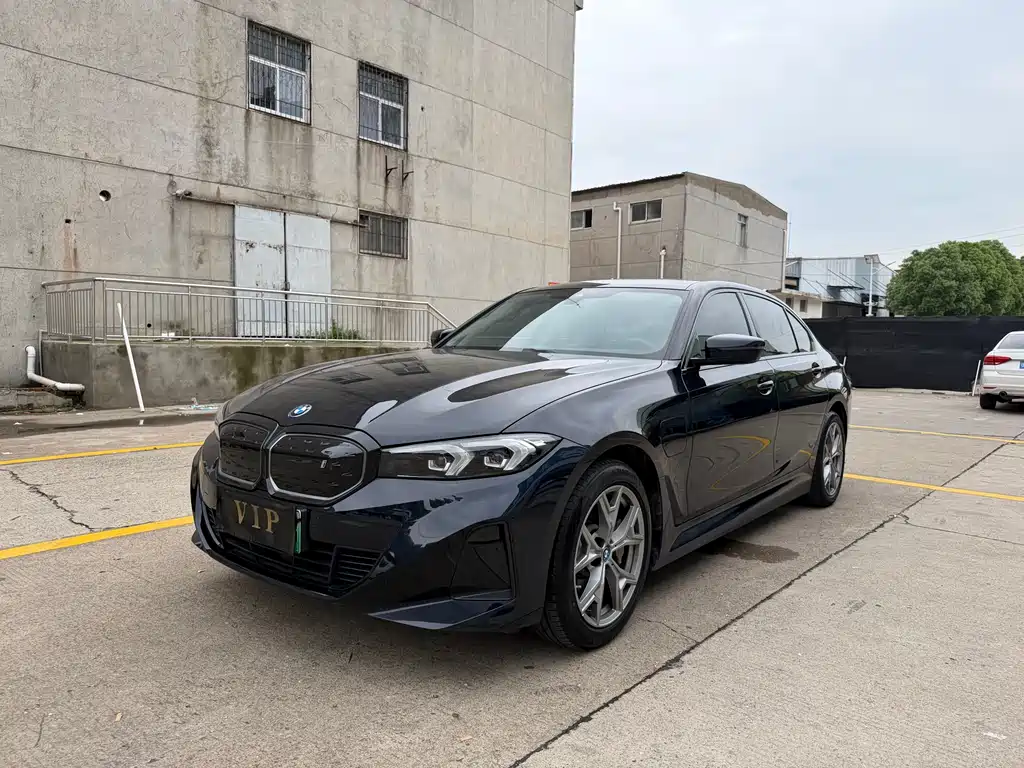BMW i3 2024 — фото 1