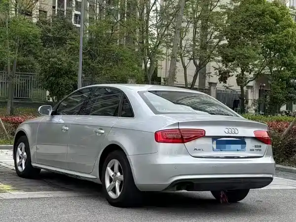Audi A4L 2013