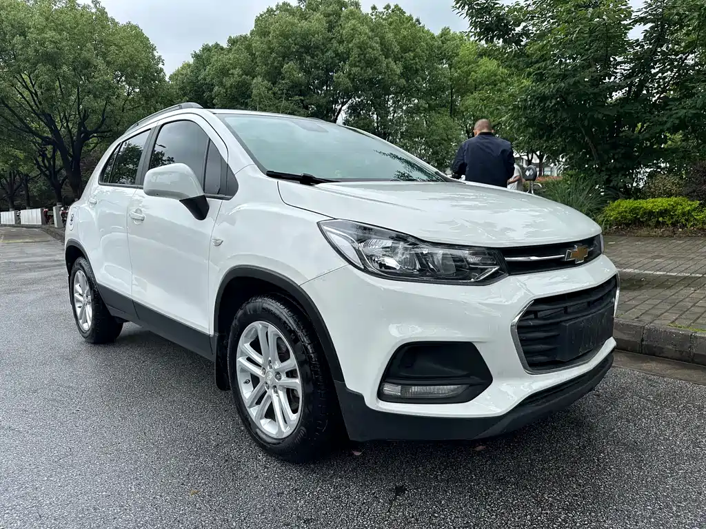 Chevrolet Trax 2017 — фото 3