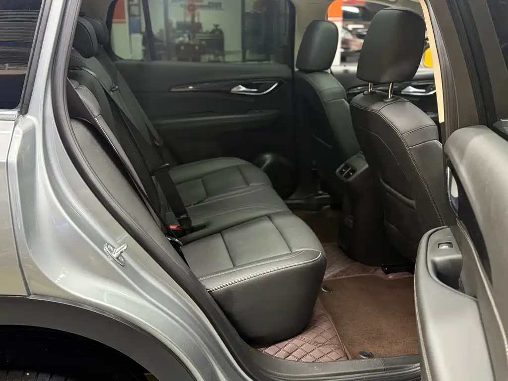 Buick Envision Plus 2023 — фото 10