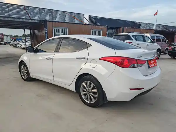Hyundai Elantra Langdong 2016