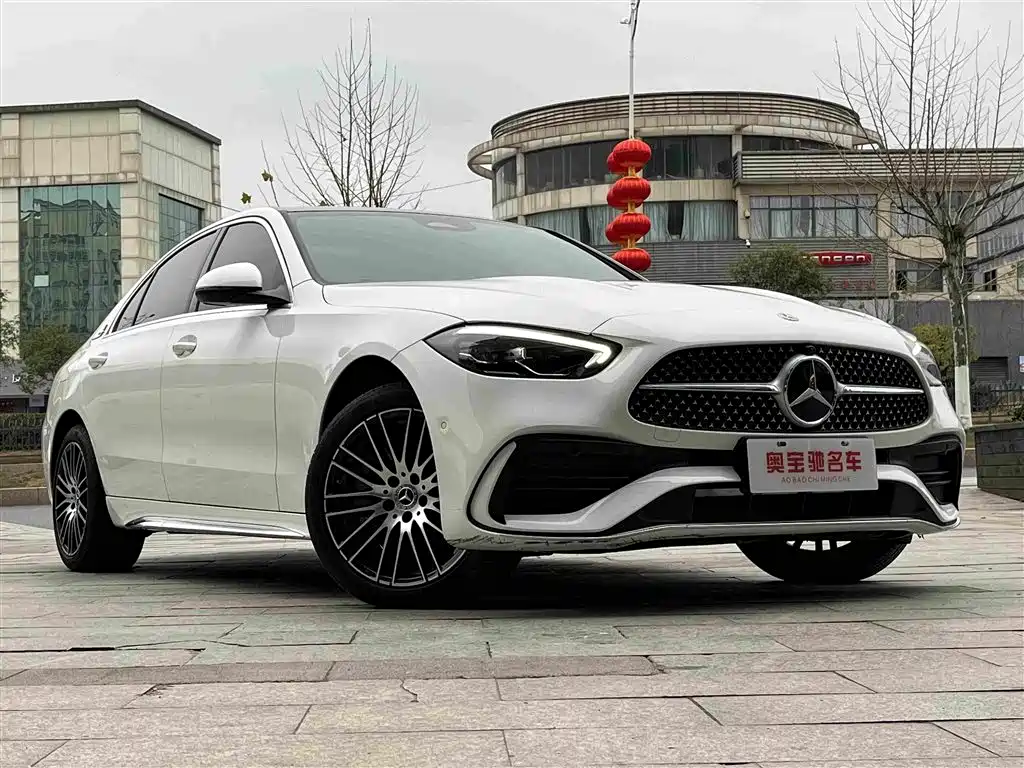 Mercedes-Benz C-Class 2023 — фото 3