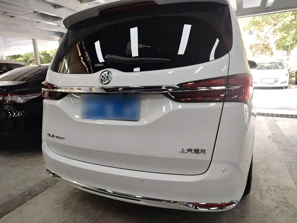 Buick GL8 2021