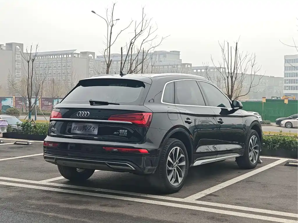 Audi Q5L 2022 — фото 4