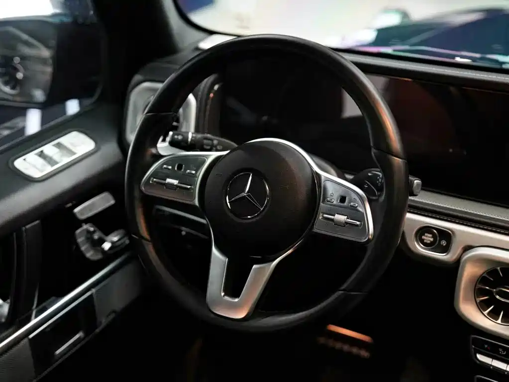 Mercedes-Benz G-Class 2023 — фото 22