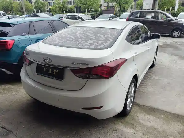 Hyundai Elantra Langdong 2016
