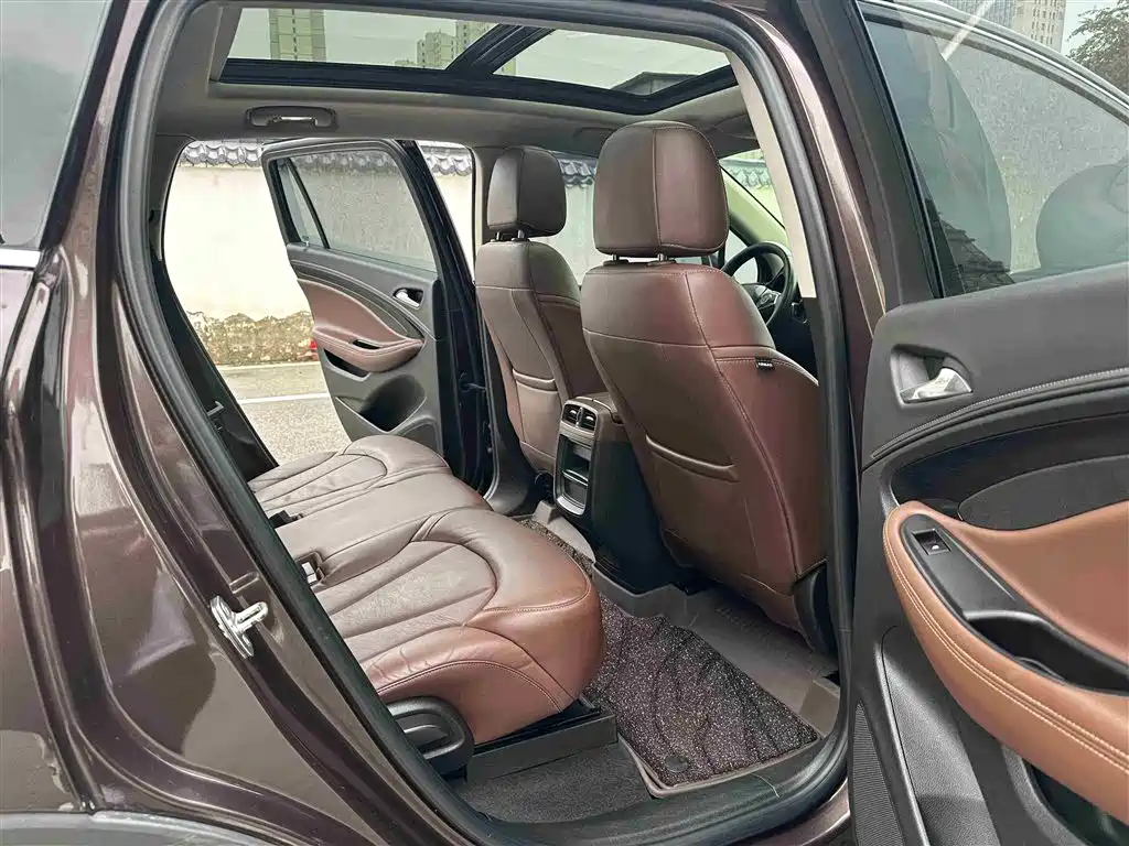 Buick Envision Plus 2018 — фото 8