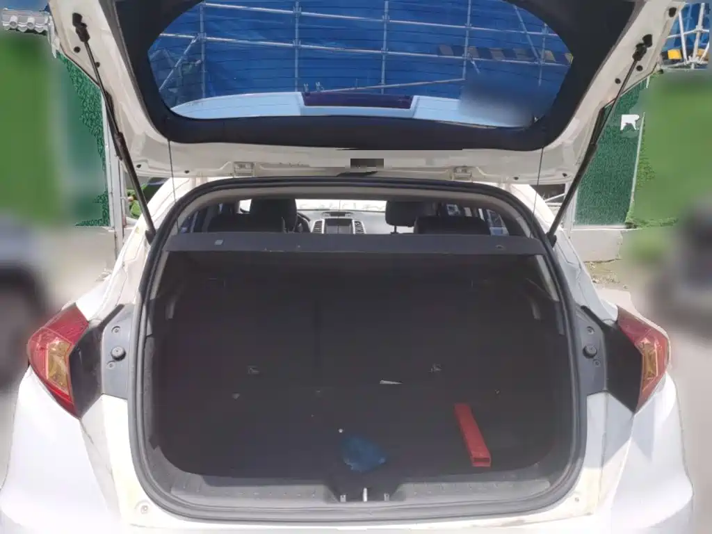 Changan Eado XT 2015 — фото 15