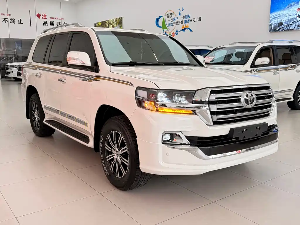Toyota Land Cruiser 2015 — фото 3