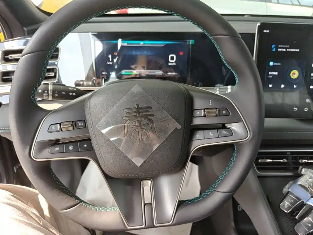 BYD Qin L 2025 — фото 11
