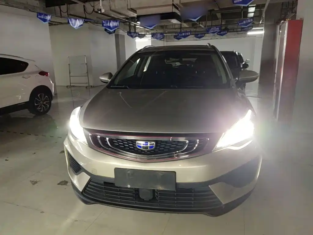 Geely Emgrand GS 2018 — фото 3