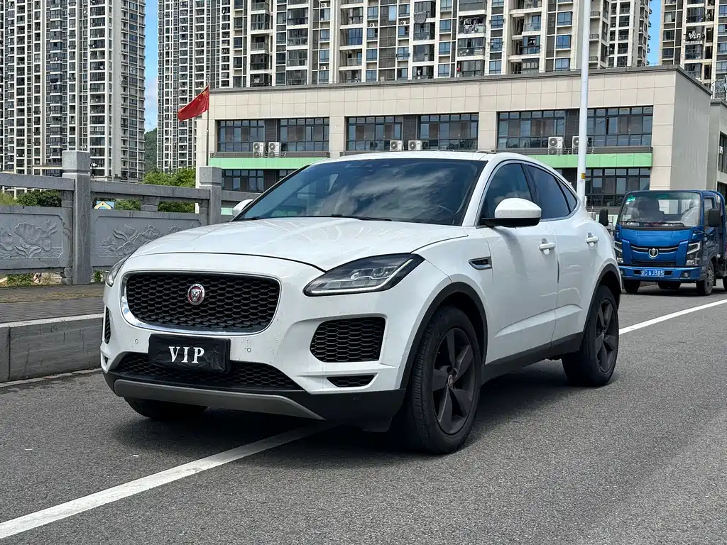 Jaguar E-PACE 2020