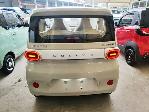 Wuling Hongguang MINIEV 2025