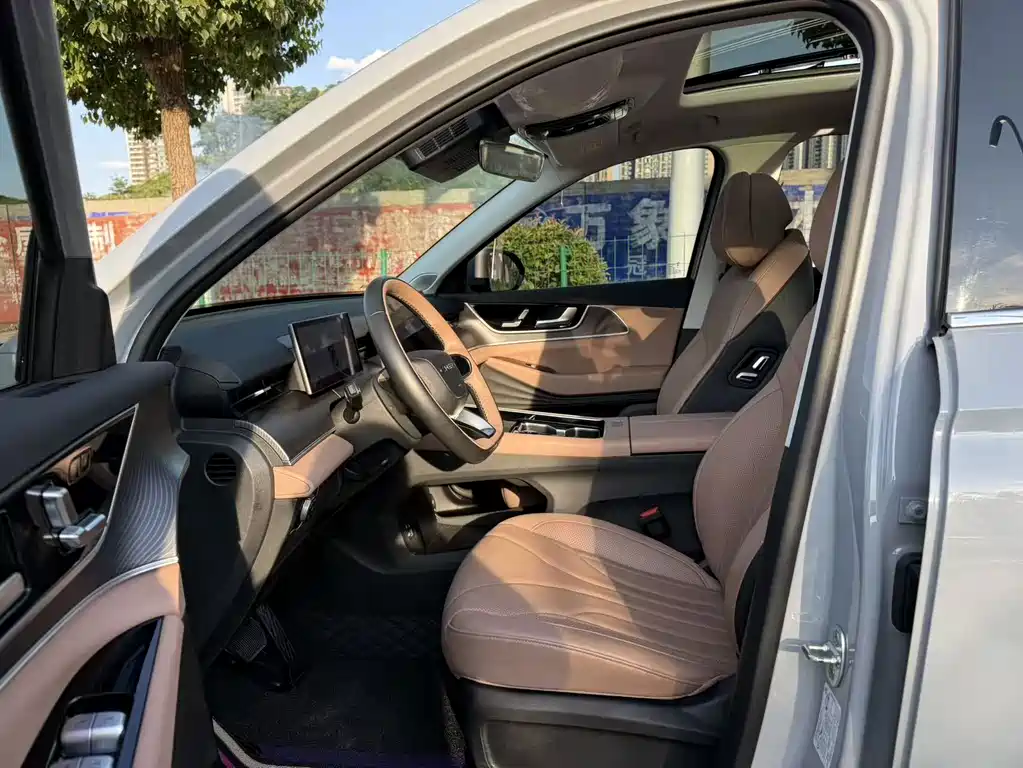 Chery Tiggo 8L 2024 — фото 4