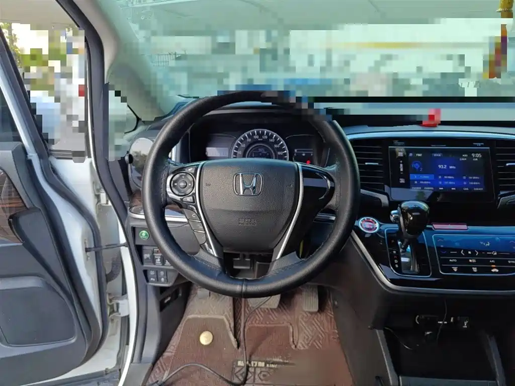 Honda Odyssey 2019 — фото 3