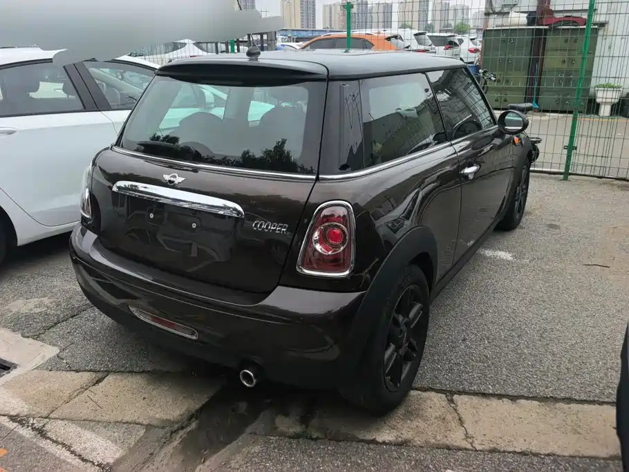 MINI Mini 2011