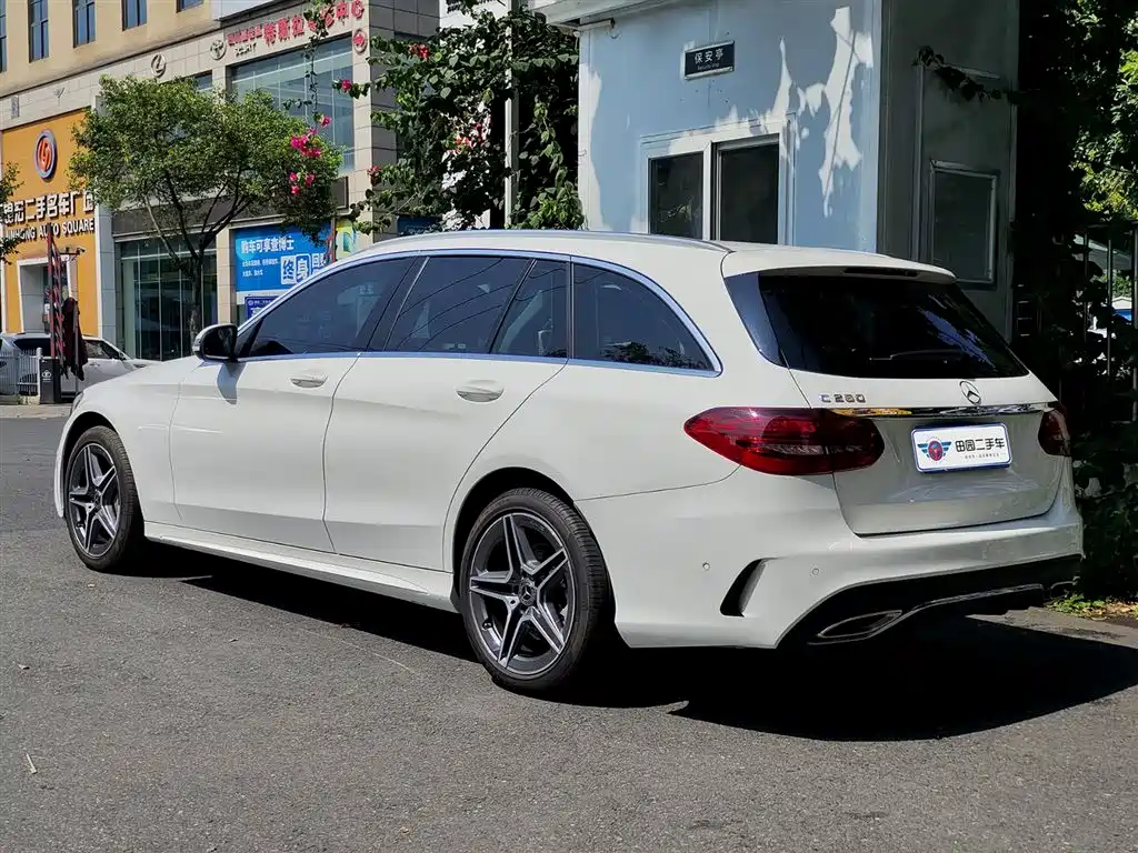 Mercedes-Benz C-Class 2020