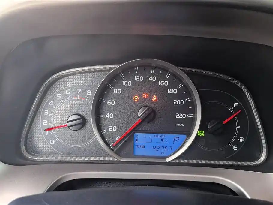 Toyota RAV4 2016 — фото 14