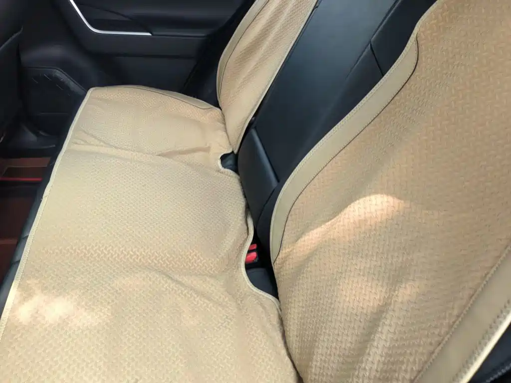 Toyota RAV4 2020 — фото 18