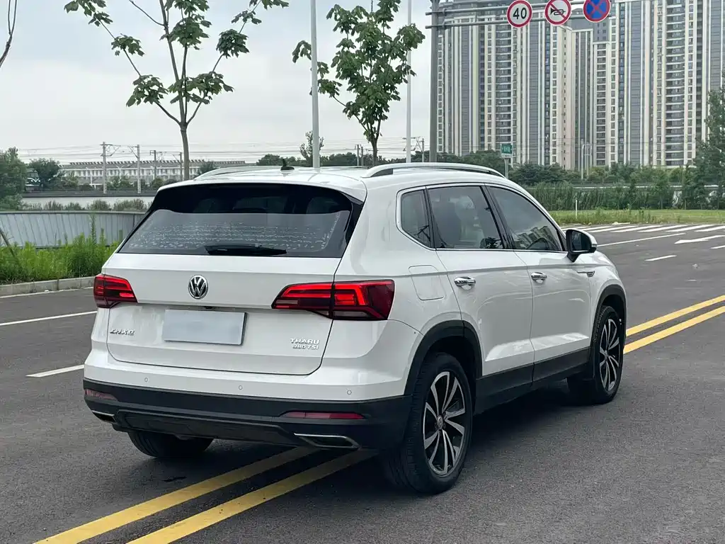 Volkswagen Tharu 2020