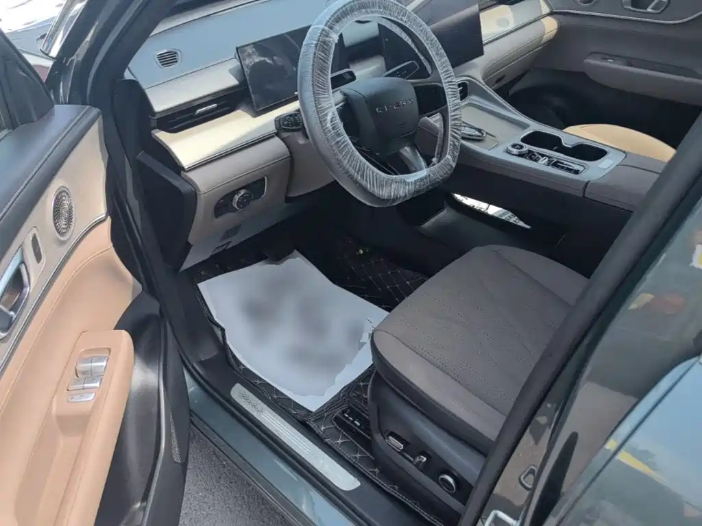 Chery Tiggo 8 PLUS 2025 — фото 16