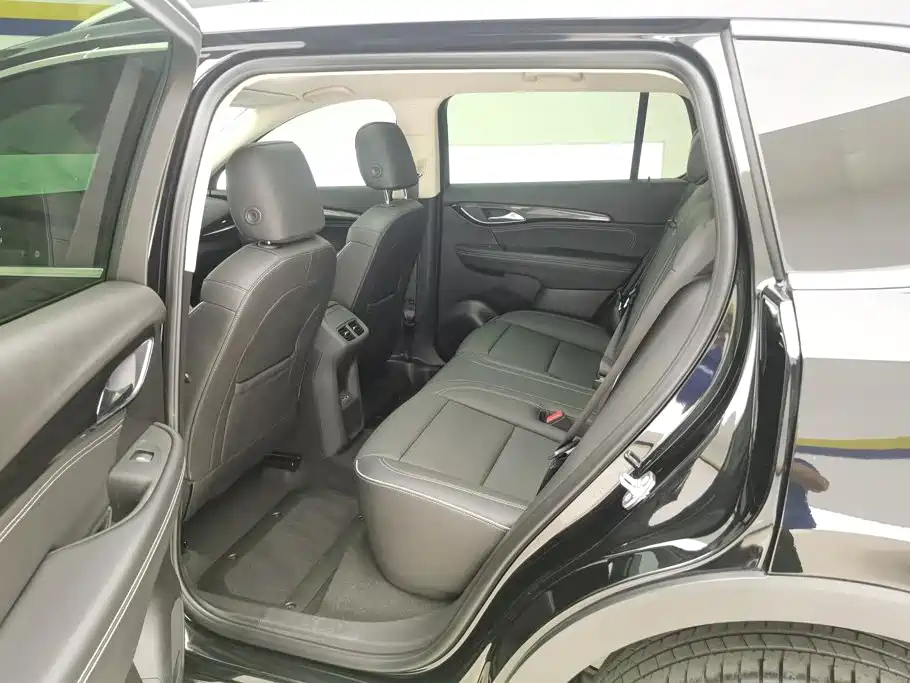 Buick Envision Plus 2023 — фото 11