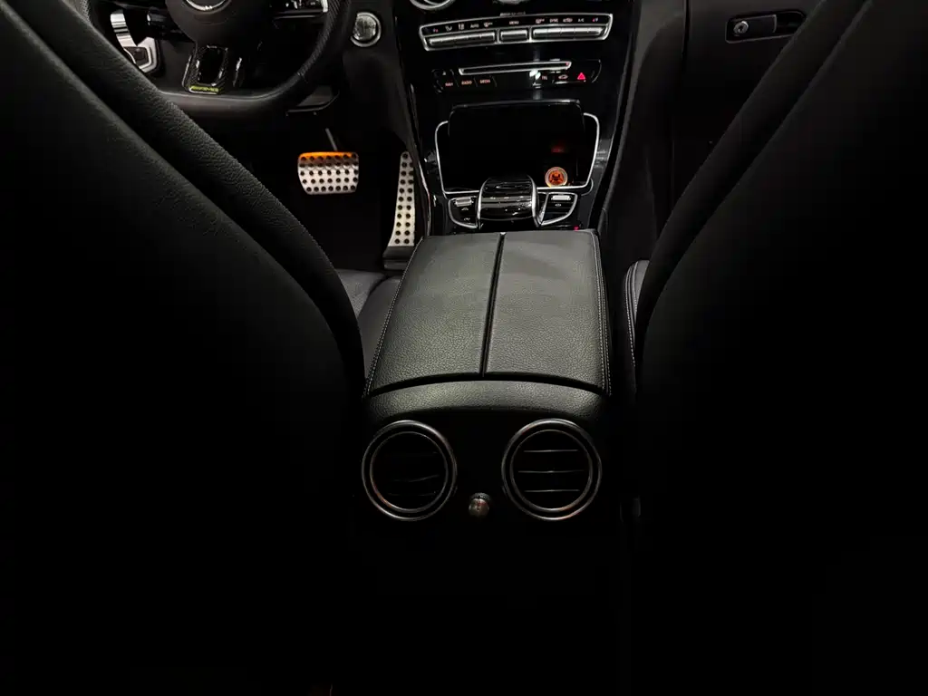 Mercedes-Benz C-Class 2018 — фото 10