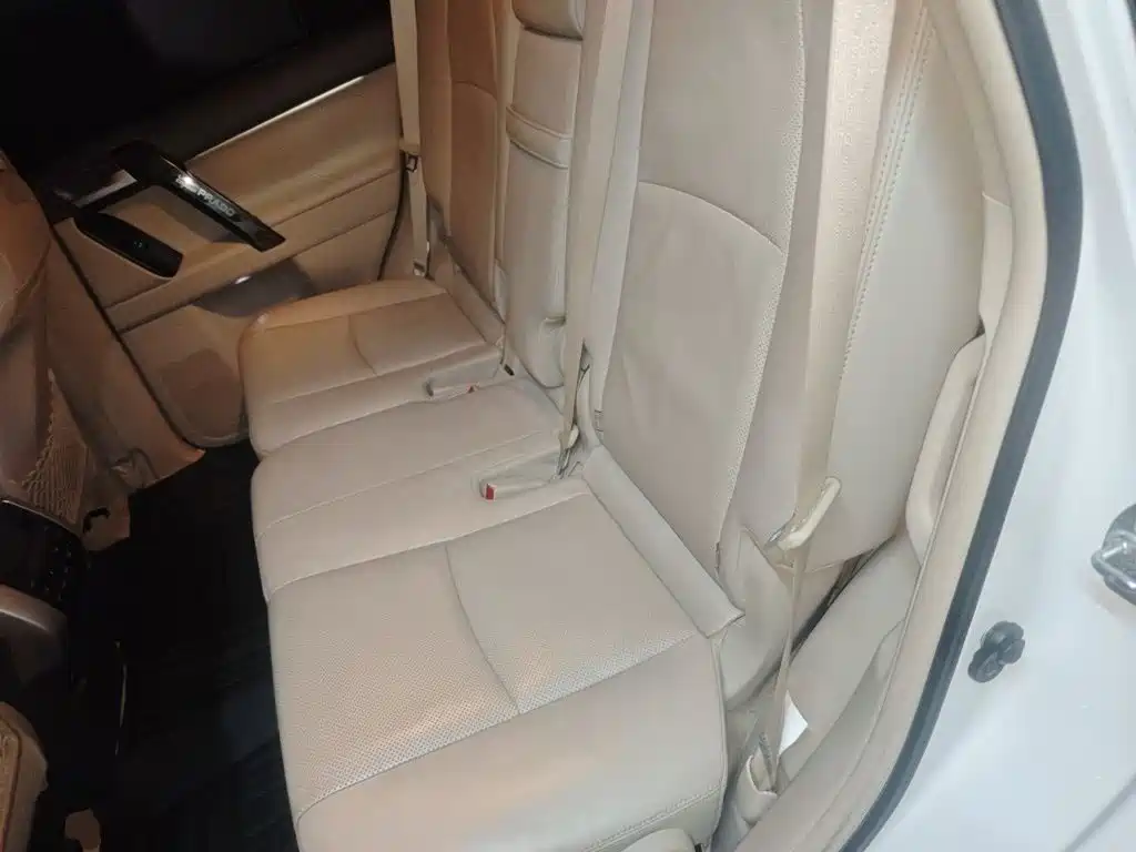 Toyota Prado 2018 — фото 18