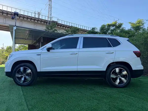 Volkswagen Tharu 2022